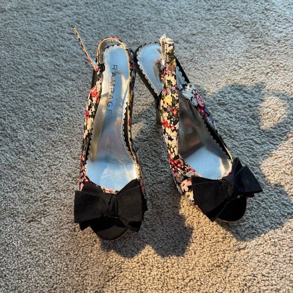 Rampage Floral Peep Toe Heels w/ Bows Women's Size 8.5 Flowers Open Toe - Picture 2 of 9